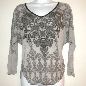 🌺 VS Vanilla Sugar Rhinestone Knit Tee Shirt Top